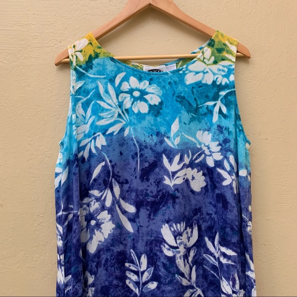 Meant To Be | MTB | Multi-Colored Dress with White Floral Designs - Picture 5 of 16